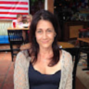 Meet your Posher, Connie